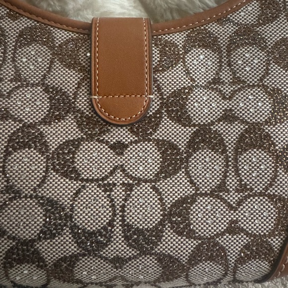 Coach Hamptons Hobo in Crystal Signature Jacquard Shoulder Bag - Picture 3 of 14